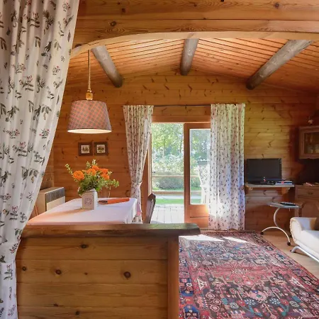 Holiday home Cozy On A Horse Farm In The L Neburg Heath *