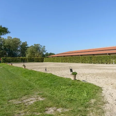 Сasa de vacaciones Cozy On A Horse Farm In The L Neburg Heath